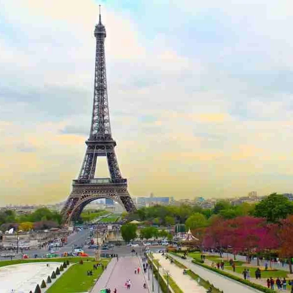 France Holiday packages tours hotels attractions and things to do Eifel Tower Adeli Kenya Safaris