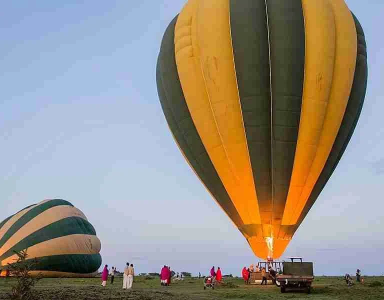 Masai Mara Hot Air Balloon safari experience things to do in Masai Mara Adeli Kenya Safaris best Africa sustainable safari tour company in Kenya (3)