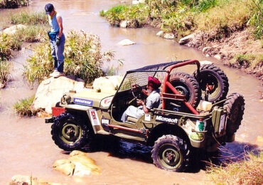 The Rhino Charge is an annual off-road 4×4 competition held in Kenya that raises funds to support the activities of the Rhino Ark Kenya Charitable Trust, an NGO which works towards the conservation and protection of Kenya’s mountain range ecosystems, the so-called “Water Towers”.