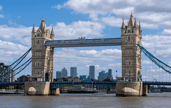 London city tour UK Book best United kingdom tours from Kenya with Adeli Kenya Safaris